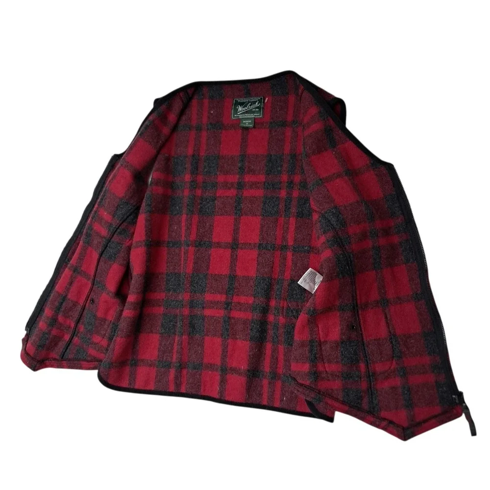 Vintage Woolrich Vest Women's Medium Red Black‎ Wool Buffalo Plaid Zip Up Cabin